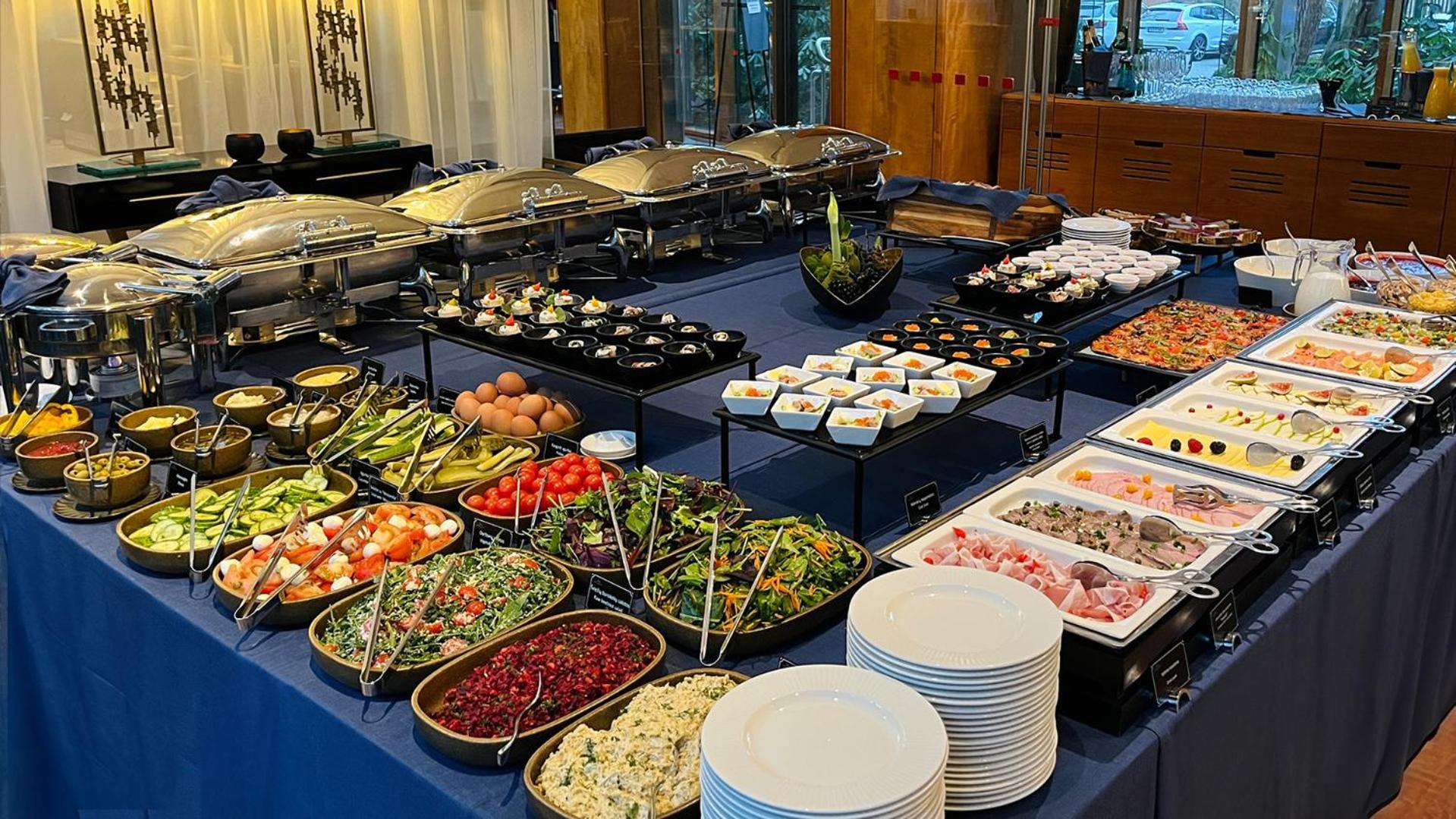 Palanga Life Balance Spa Hotel Exterior photo A buffet at a hotel