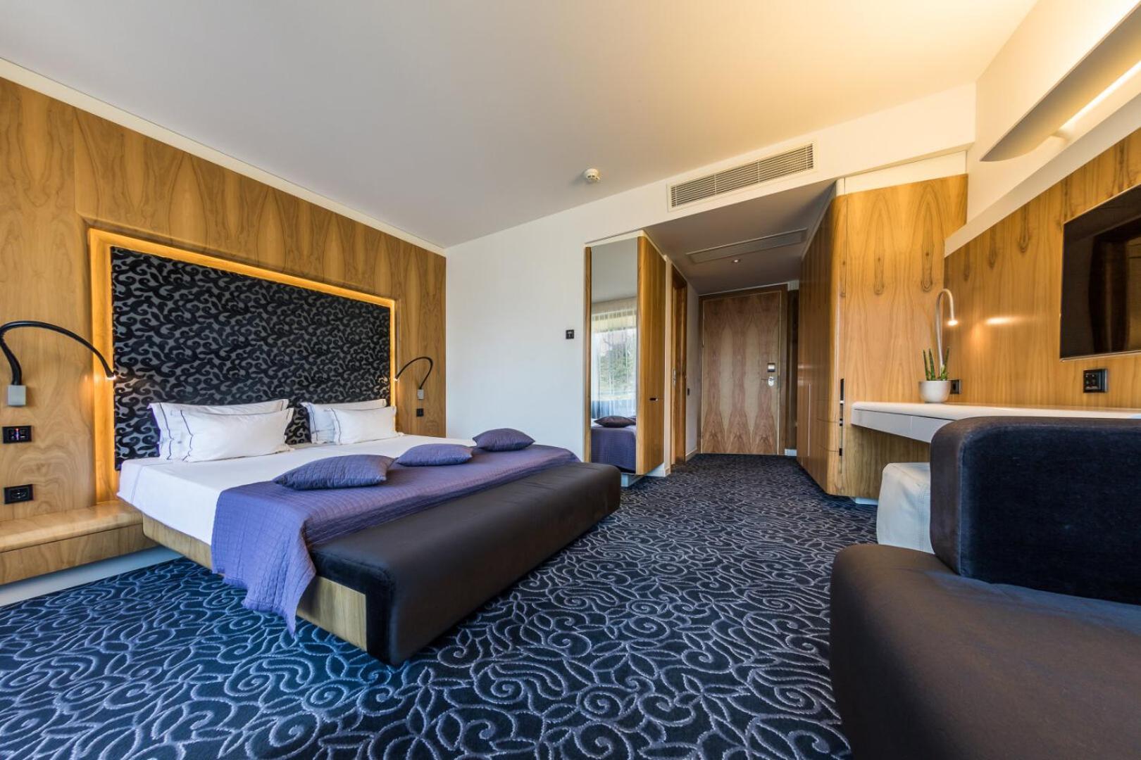 Palanga Life Balance Spa Hotel Exterior photo A room at the hotel