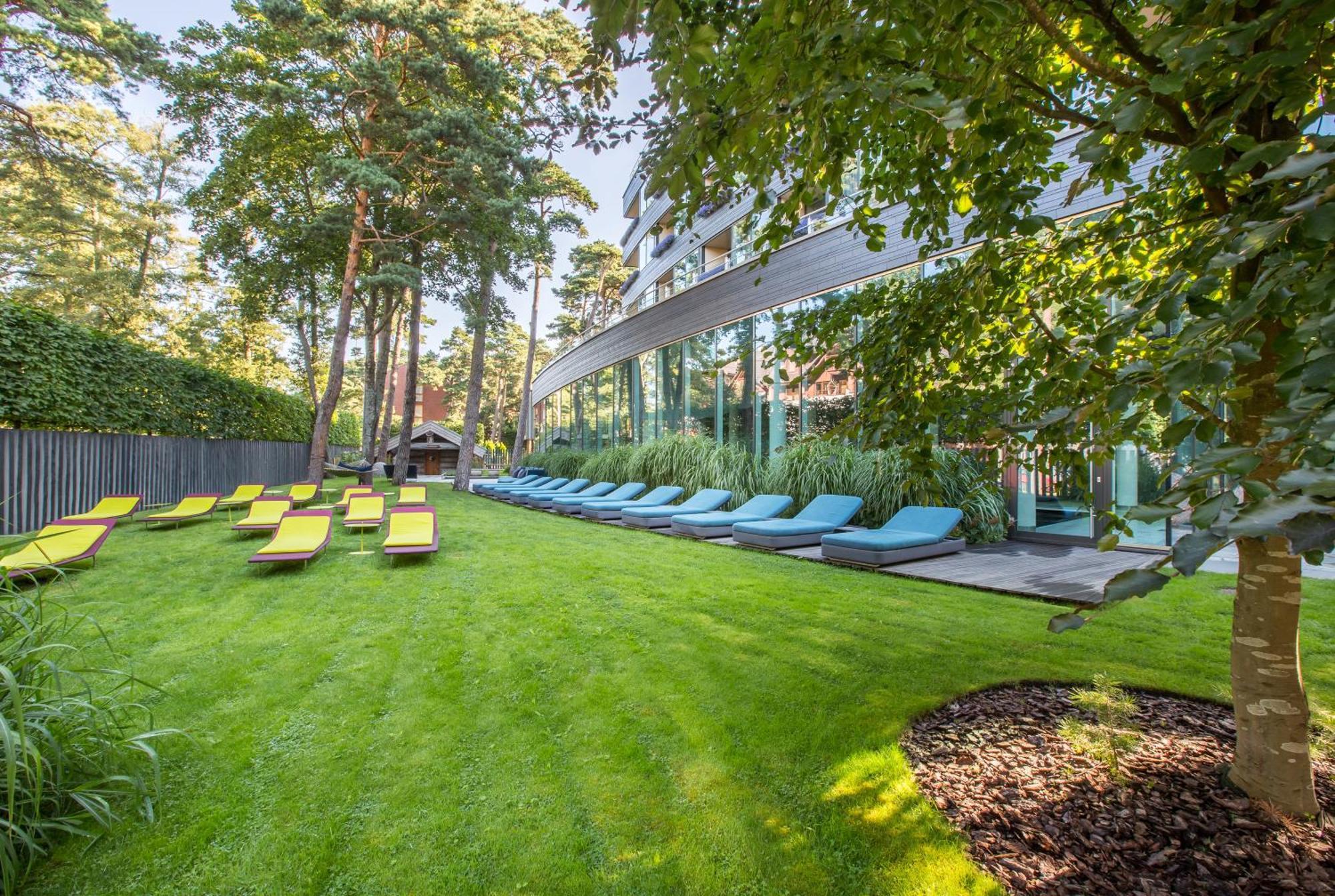 Palanga Life Balance Spa Hotel Exterior photo The garden