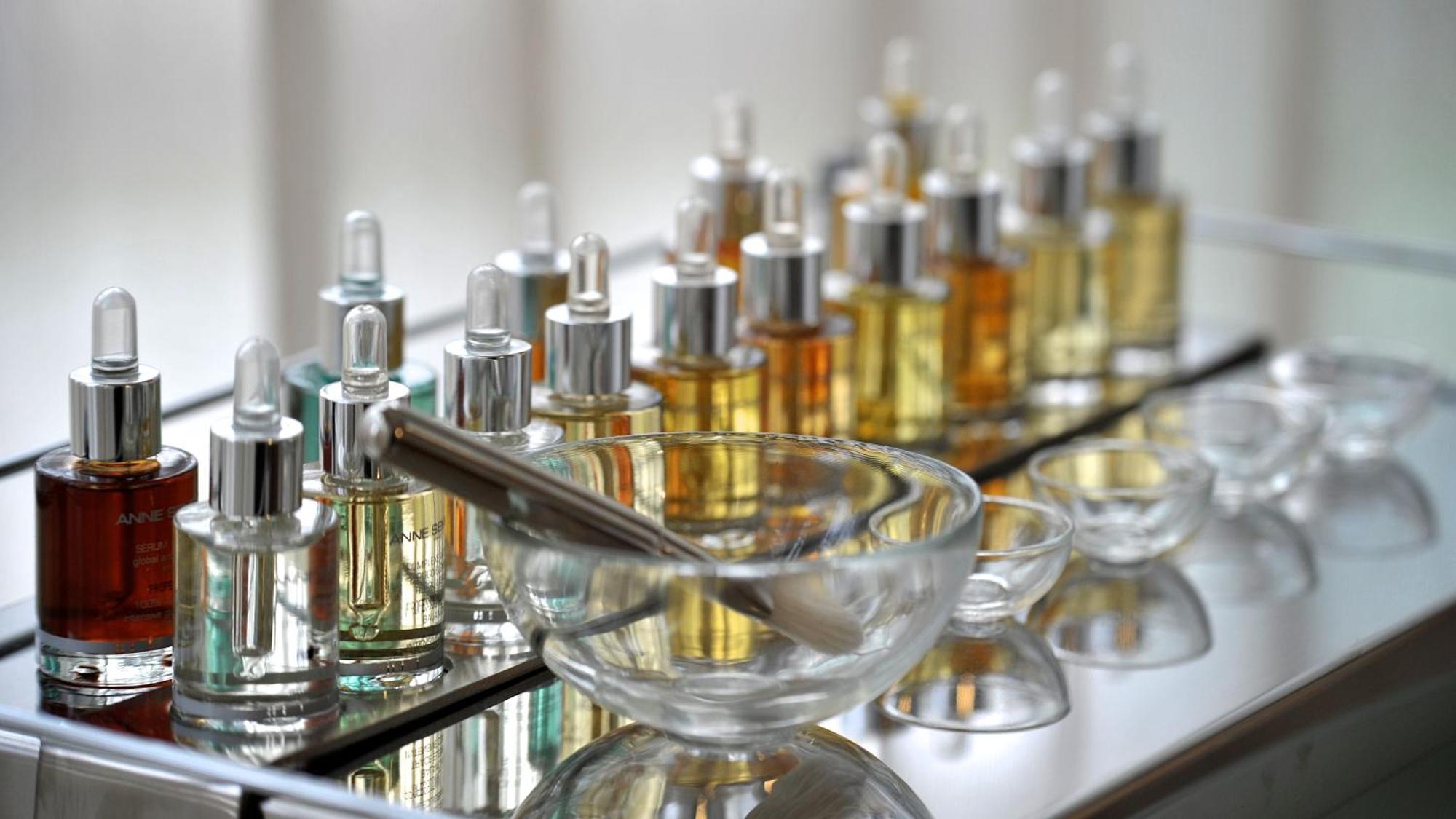 Palanga Life Balance Spa Hotel Exterior photo Perfumery